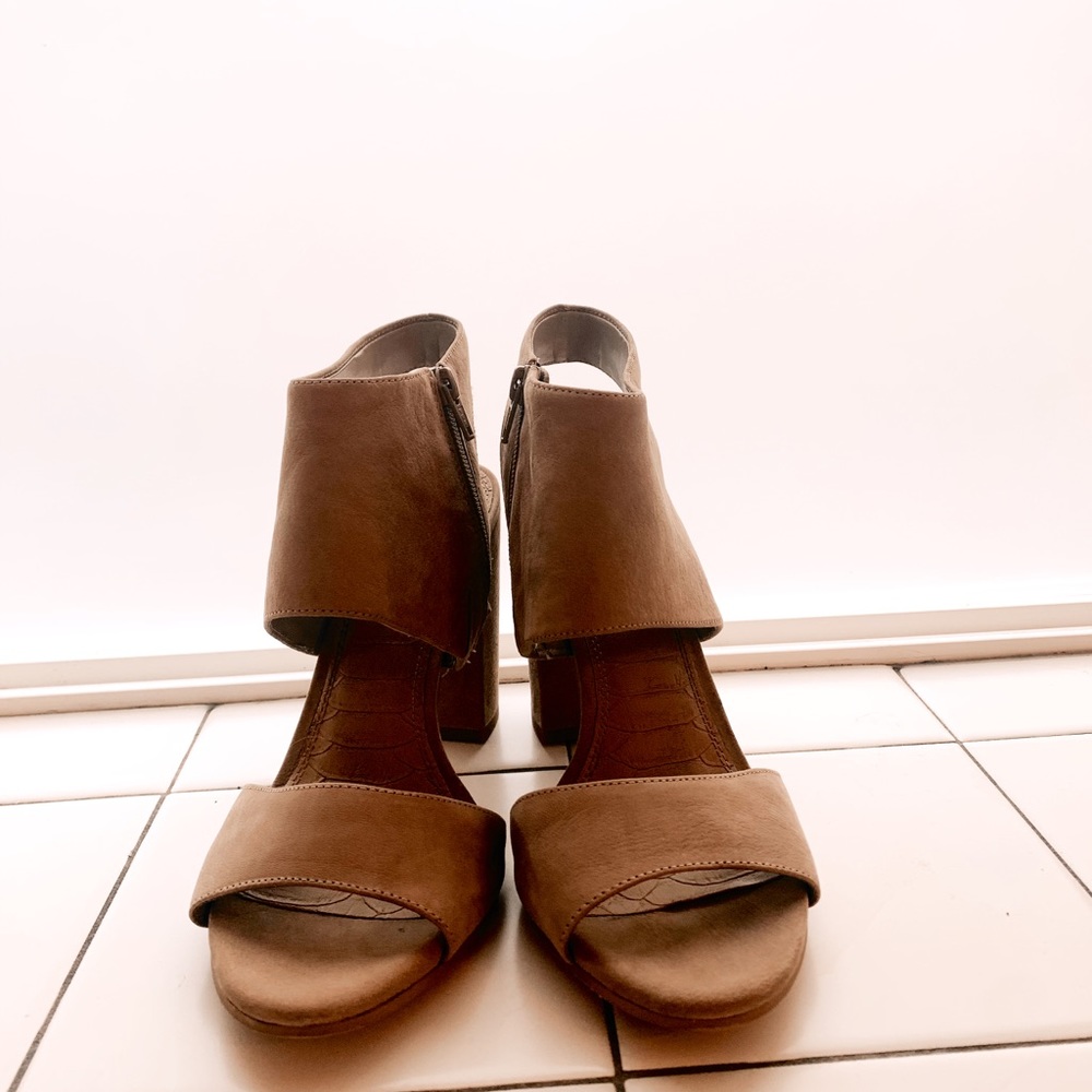 high heels